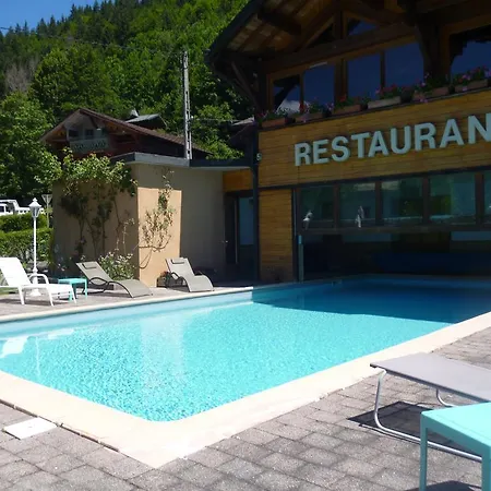 Beauregard, Montagne A Hotel